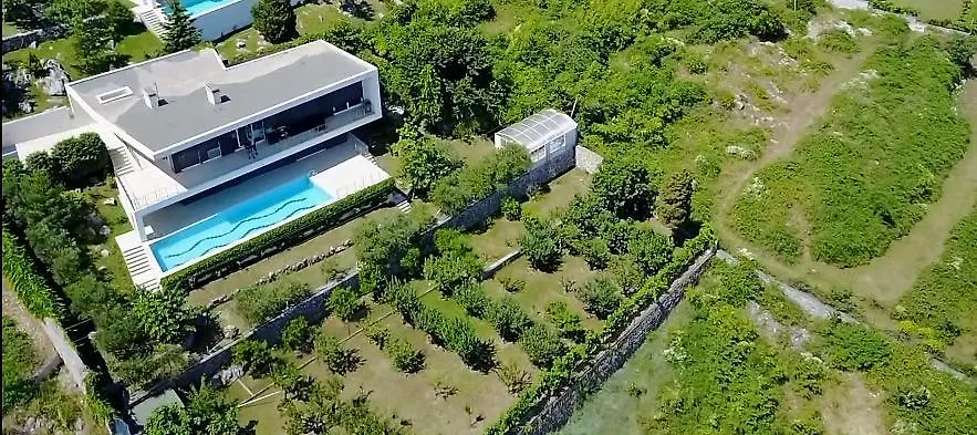 Modern Swimming-Pool Villa Shkodër 0*,  阿尔巴尼亚